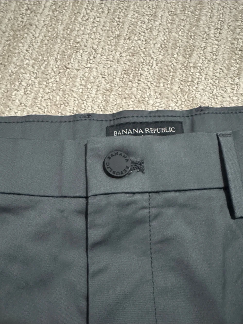 Banana Republic Mens 36 Dark Gray Core Temp Chino Shorts 9